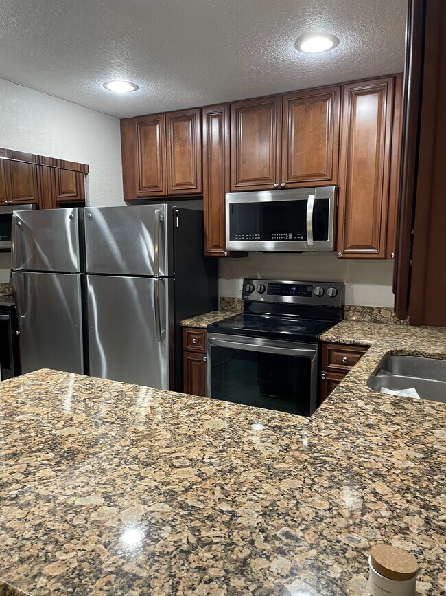 Foto del edificio - 43 Windtree Ln