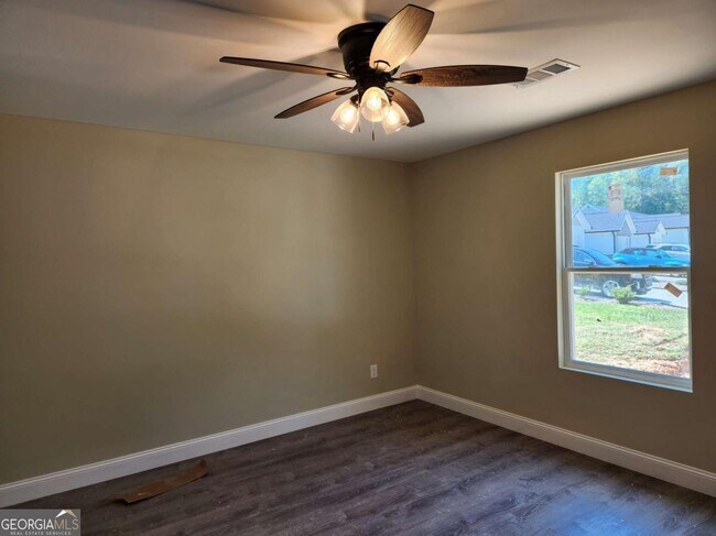 Building Photo - 500 Brookstone Dr