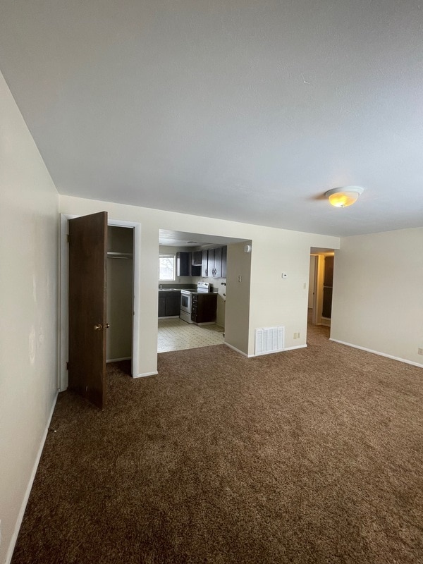 Building Photo - 1542 S 400 E