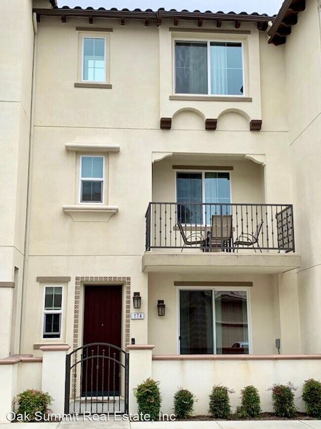 Foto del edificio - 3 br, 3 bath House - 174 Sawbuck St.