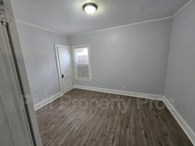Foto del edificio - 3895 Dr. William Finlayson St