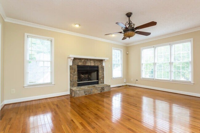 Foto del edificio - 4133 Huntcliff Dr
