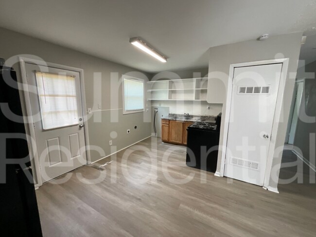 Foto del edificio - 5601 E 39 Terrace