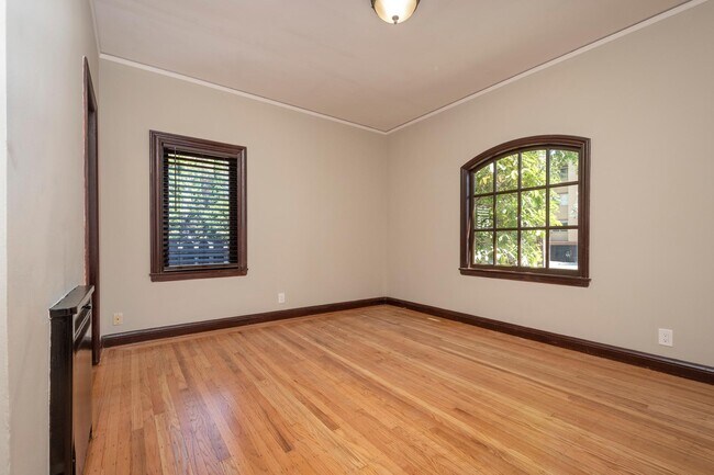 Main Room - 1045 El Camino Real