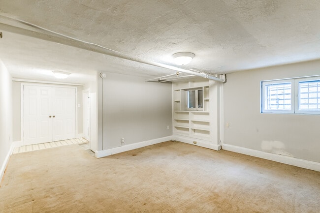 Foto del edificio - 1832 Biltmore St NW