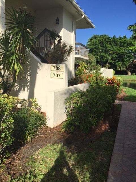 Foto del edificio - 6826  Willow Wood Drive 707