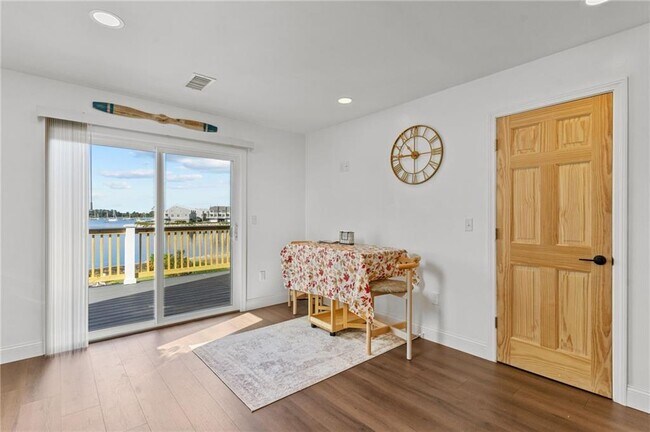 Foto del edificio - 825 Hope St