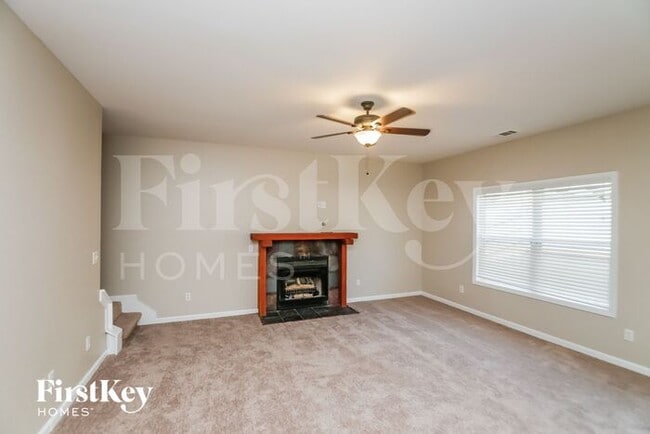 Building Photo - 74 Gardenia Ln
