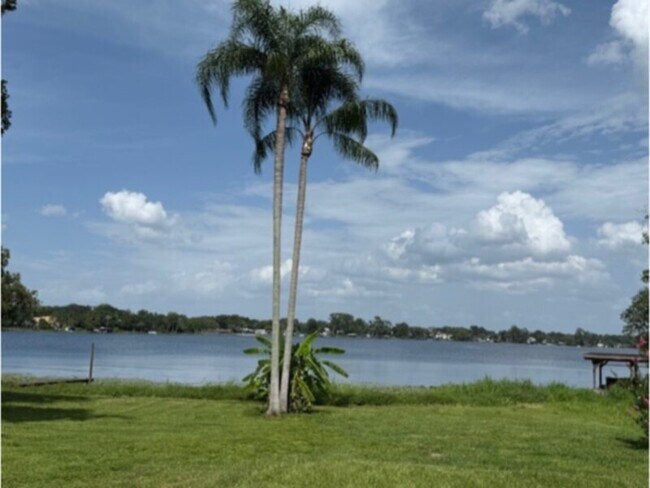 Foto del edificio - 1 Bedroom, 1 Bath on Shores of Bear Lake!
