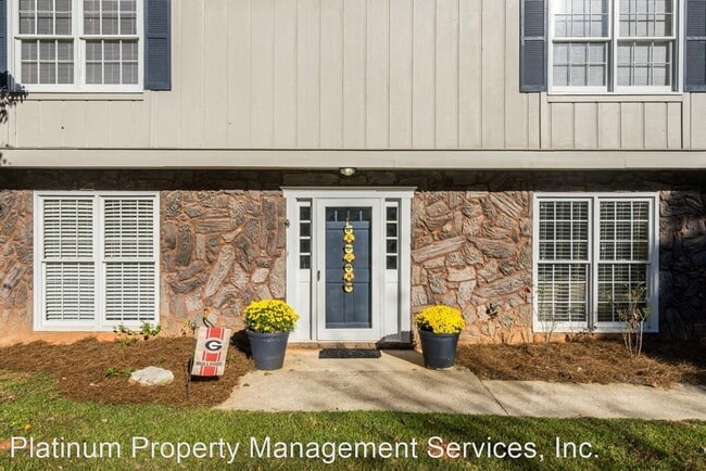 Building Photo - 4 br, 2.5 bath House - 4418 Shiloh Trail