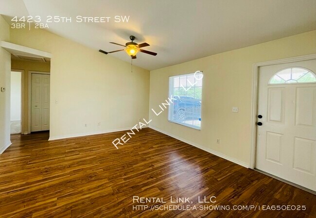 Building Photo - 4423 25th St SW