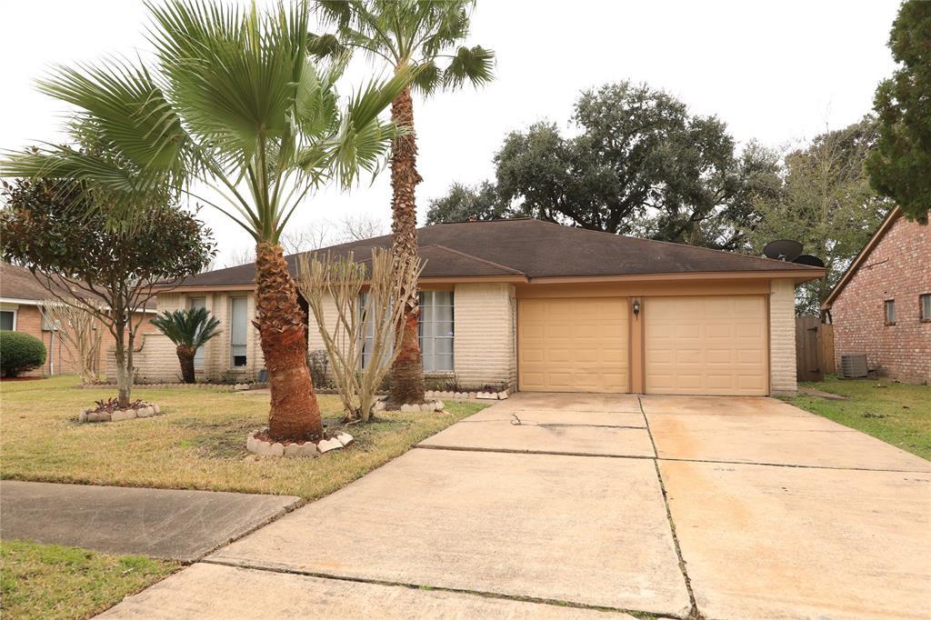 Primary Photo - 11407 Vinedale Dr