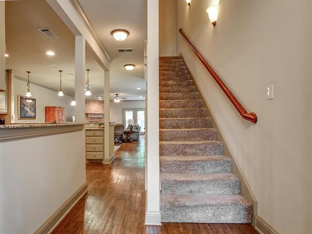 Foto del edificio - 6470 Waverly Way