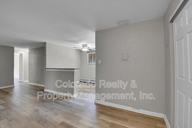 Building Photo - 1390 Everett Ct