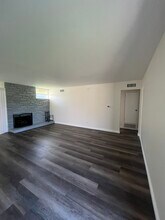 Building Photo - 17156 Simonds St