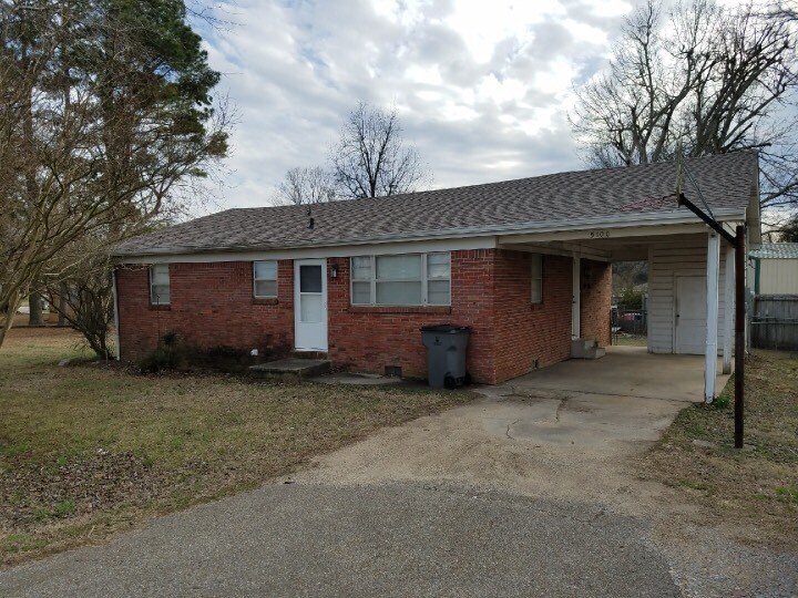 5100 W Kingshighway, Paragould, AR 72450 House Rental in Paragould