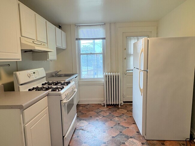 Foto del edificio - 3209 Guilford Ave
