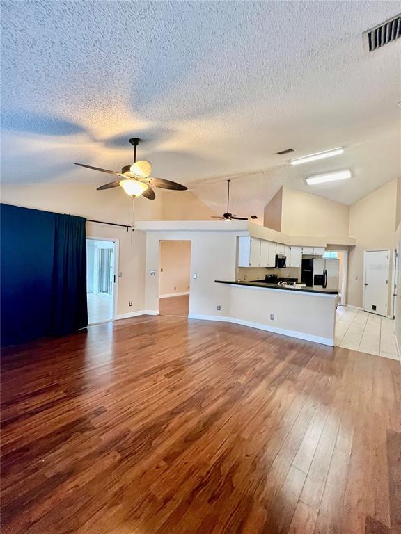 Building Photo - 2413 Needham Dr
