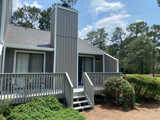 Foto del edificio - 925 Morganton Rd