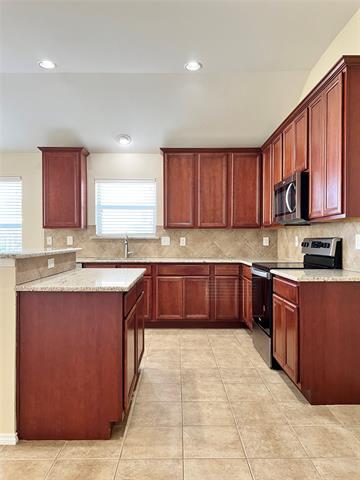 Building Photo - 10409 Nelson Dr