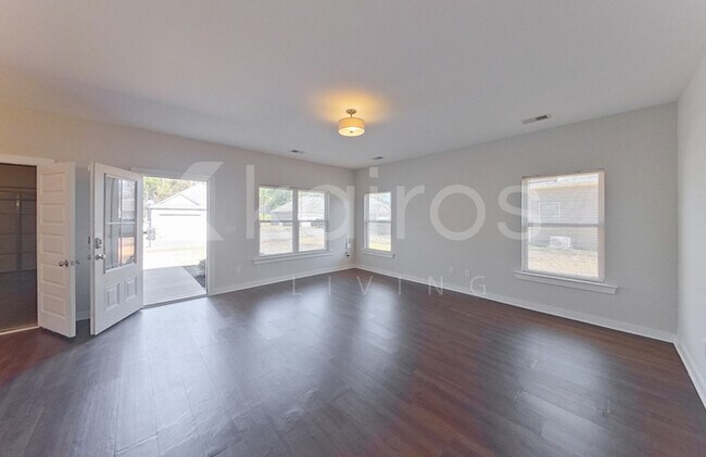 Foto del edificio - 464 White Oak Cir