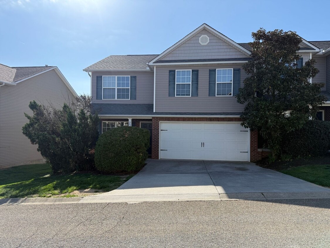 Charming 3 Bedroom 2.5 Bath townhome in Powell - Charming 3 Bedroom 2.5 Bath townhome in Powell