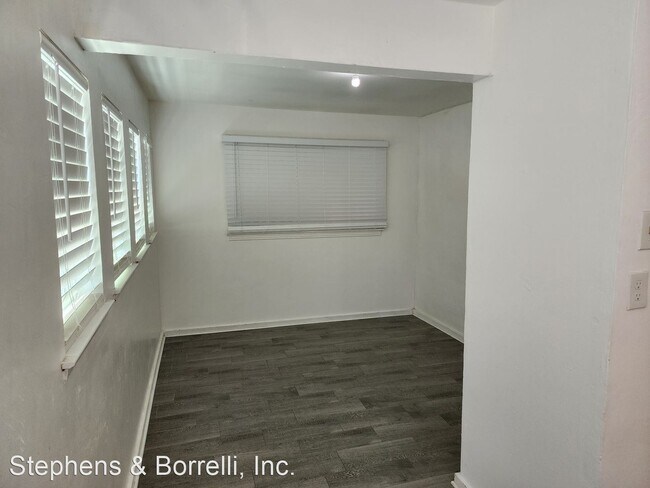 Building Photo - 1 br, 1 bath House - 555 1st Ave #B