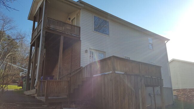 Foto del edificio - 212/214 Ellett Road