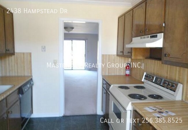 Foto del edificio - 2438 Hampstead Dr