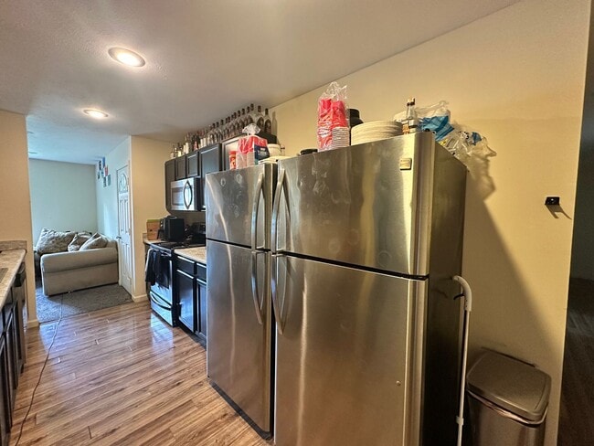 Foto del edificio - 1207-1207 Euclid Ave