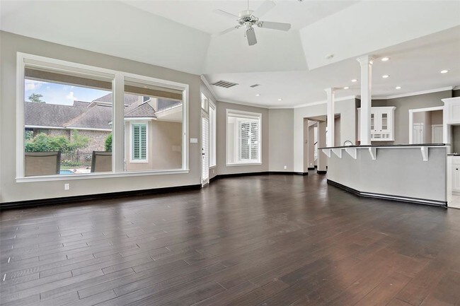 Building Photo - 13415 Crosslyn Ln