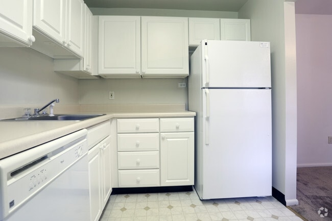 Interior Photo - Spring Valley