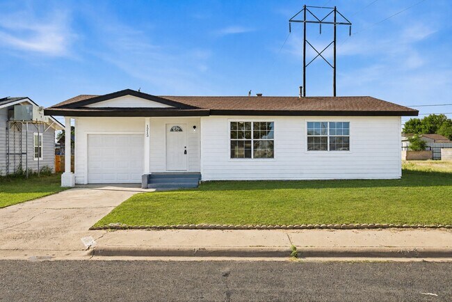 Building Photo - 1213 Patton Dr