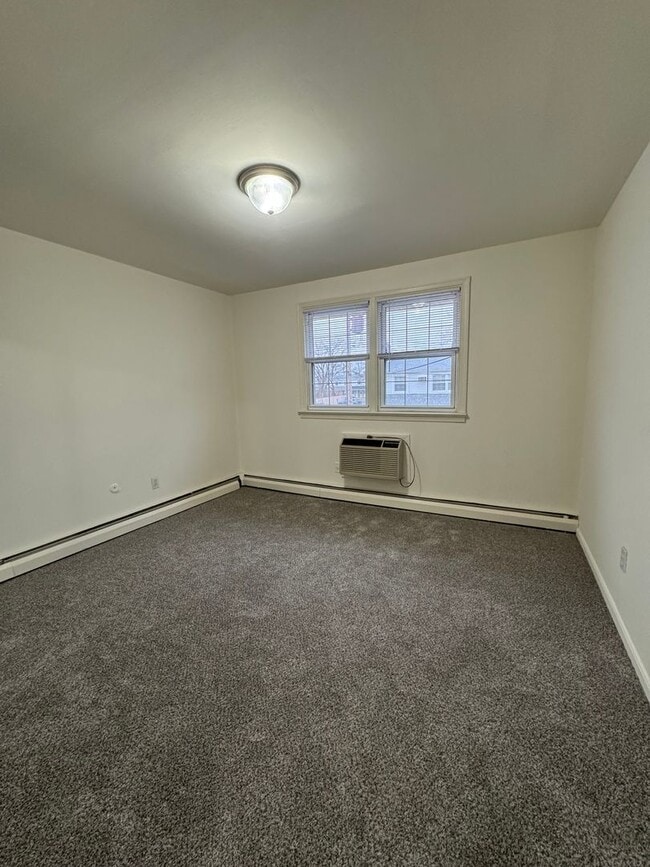 Interior Photo - Broadmore Apartments