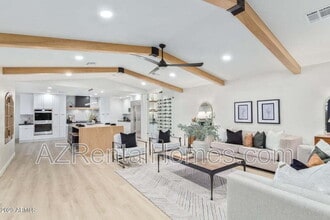 Building Photo - 3005 N 81st Pl