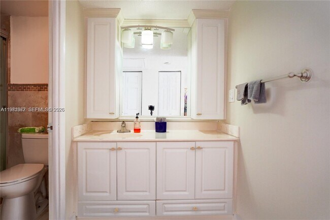 Foto del edificio - 11111 Biscayne Blvd