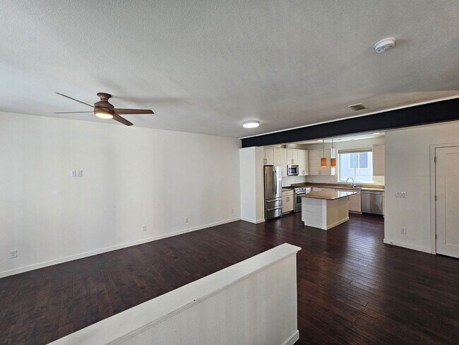 Foto del edificio - 868 Kalamath St