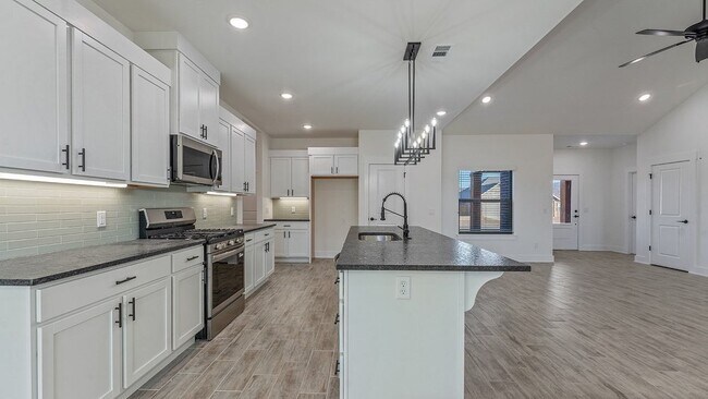 Foto del edificio - 147 N Banner Ave