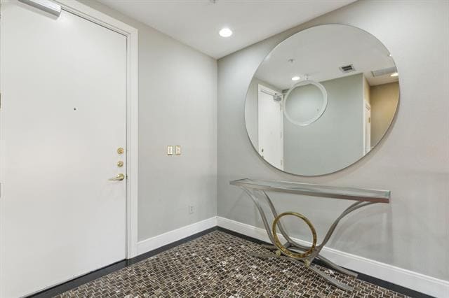 Foto del edificio - 5055 Addison Cir
