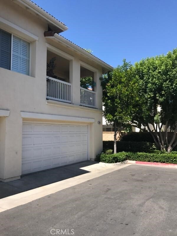 Building Photo - 143 Autumn Leaf