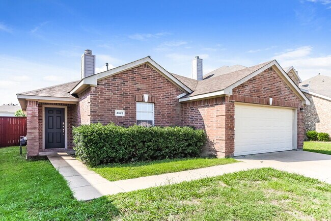 Building Photo - 4625 Sleepy Ridge Cir