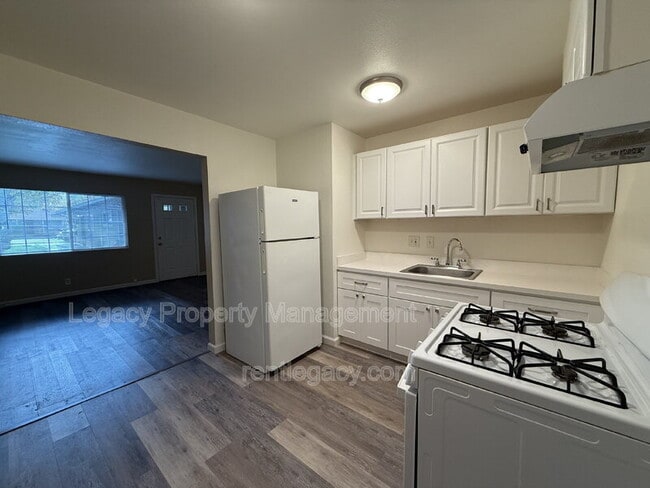 Foto del edificio - 3715 46th Ave