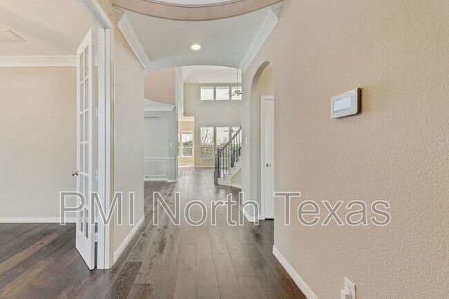 Building Photo - 4620 Whispering Lake Dr