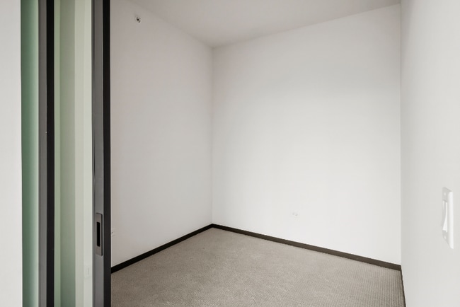 Foto del edificio - 122 N Ada St