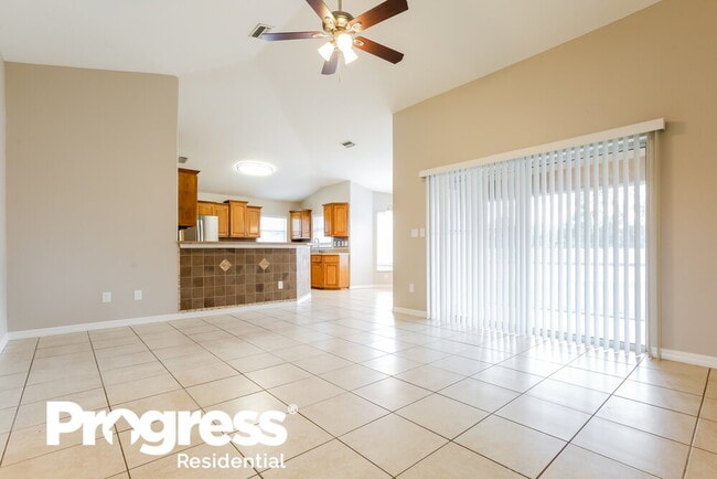 Building Photo - 4995 Hurley Ave