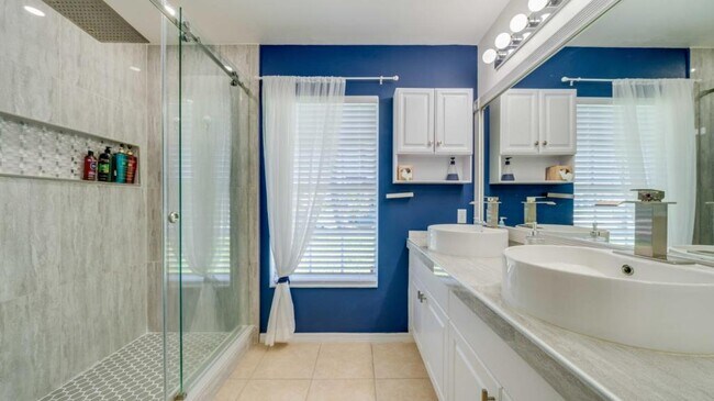 Foto del edificio - 3322 NW 5th Terrace