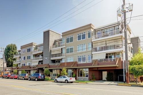 Foto principal - 2 bedroom in Seattle WA 98107
