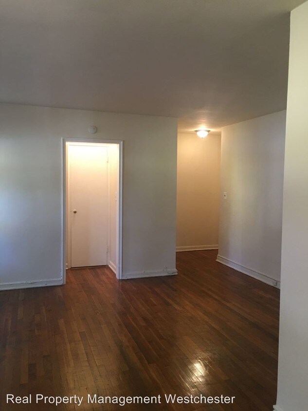 Foto principal - 83 S Highland Ave
