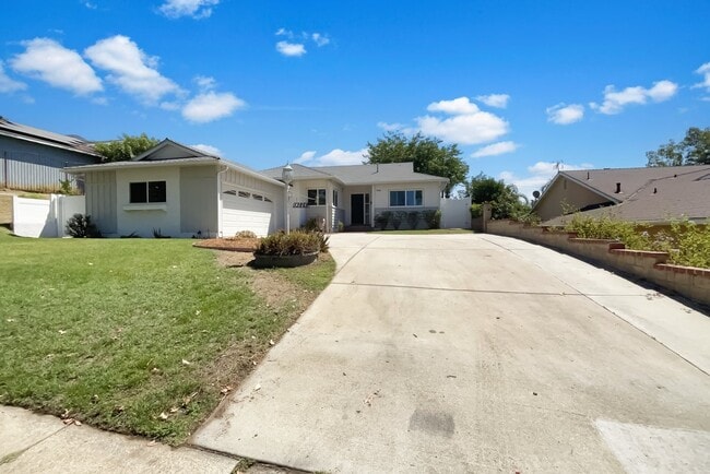 Building Photo - 13864 Lexicon Ave