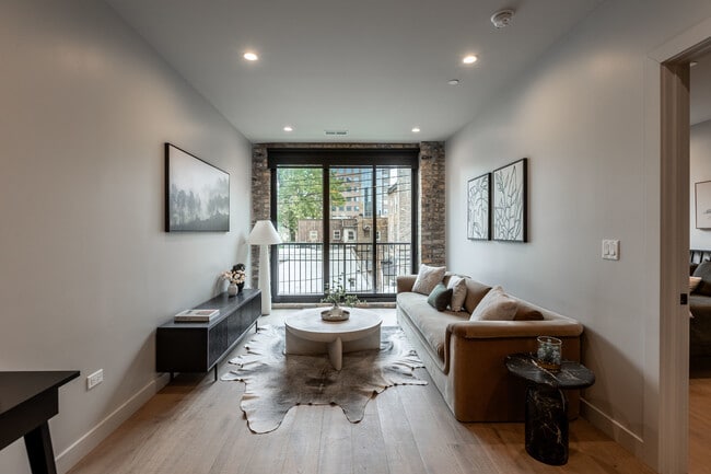 Foto del edificio - 1706 Sherman Ave